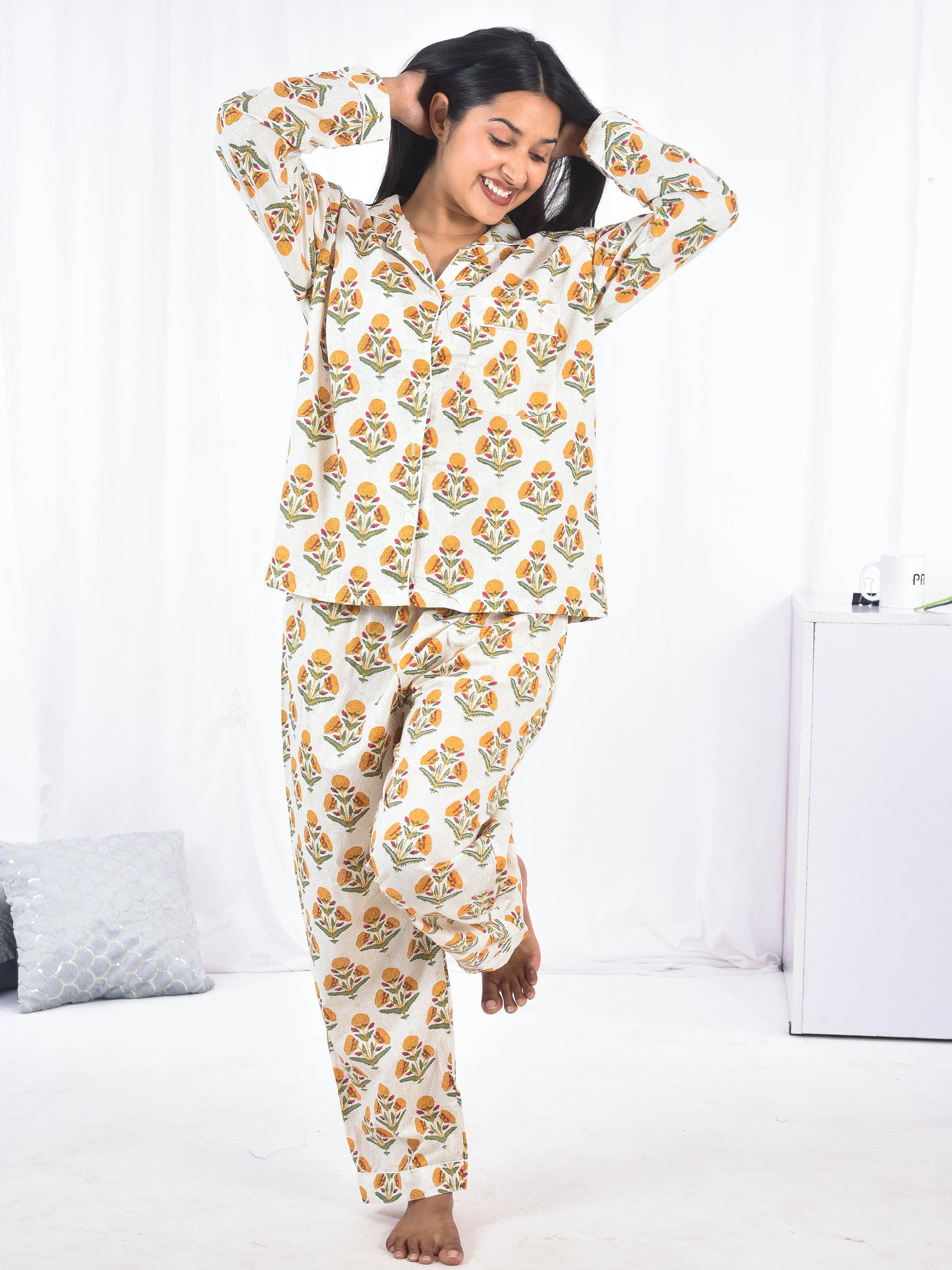 AMRANIS - Wholesale Sleepwear Set - Women's - Yellow Block Printed Long PJ Set3