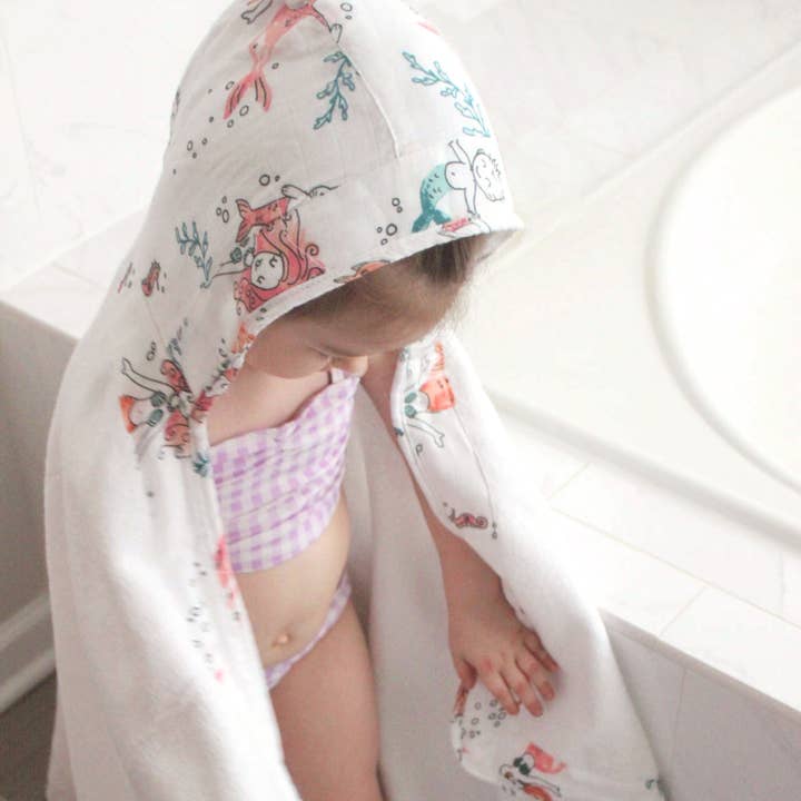 Bebe au Lait - Wholesale Hooded Towel - Kids & Baby - Mermaid Toddler Hooded Towel3
