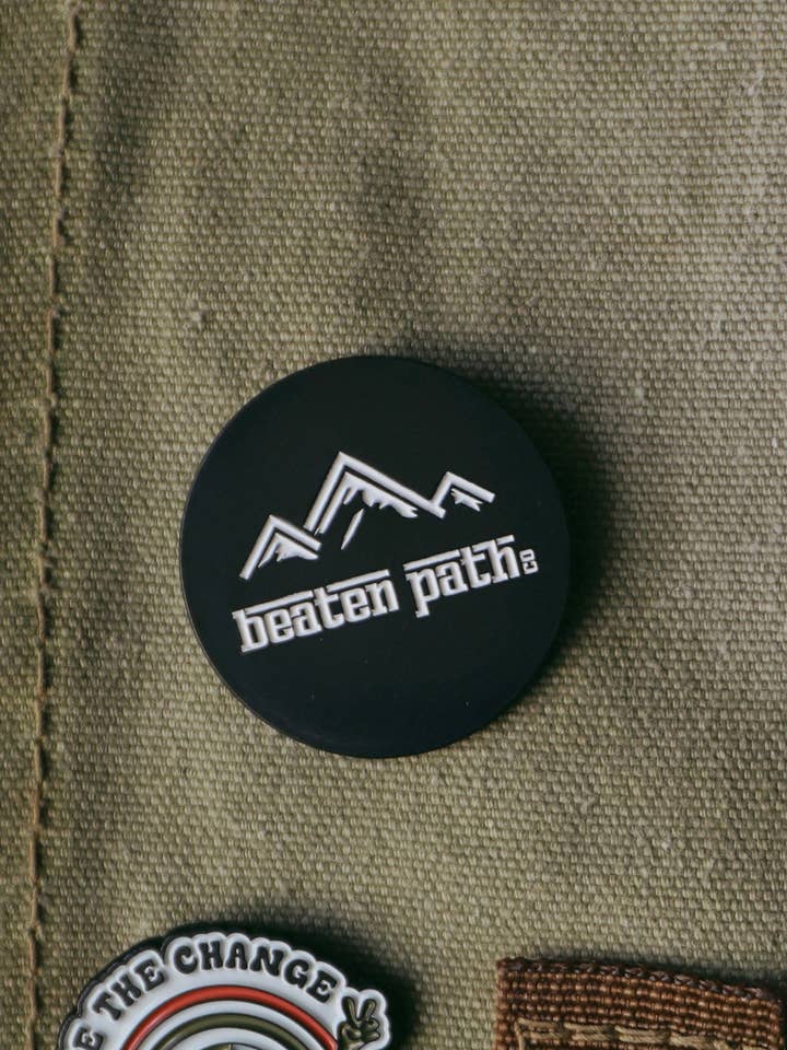 SLITEN VÄG PIN för wholesale av Beaten Path Co