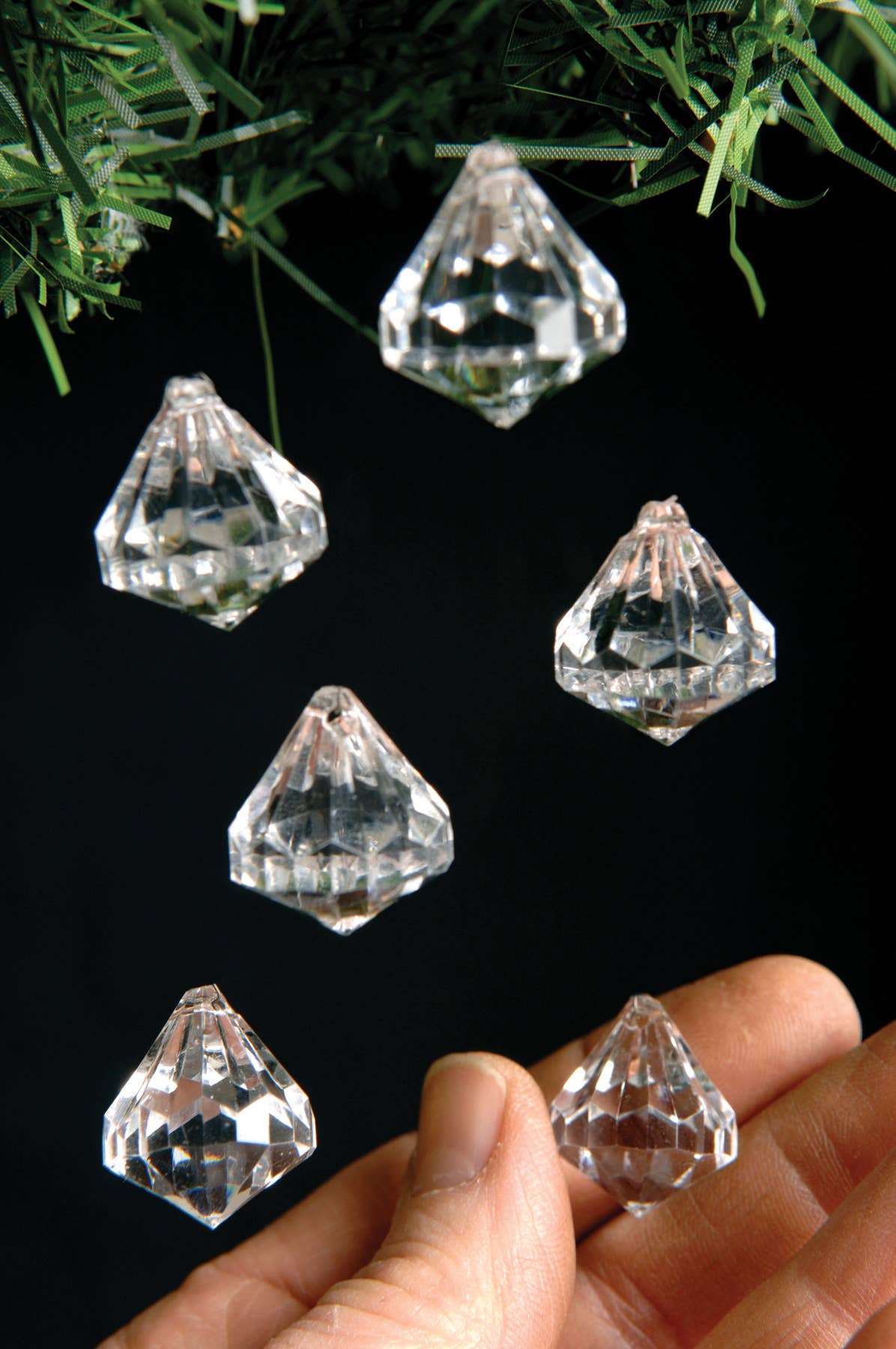 Studio Specialties - Wholesale Ornament - DIAMOND SHAPE ACRYLIC 3/4"CLEA0