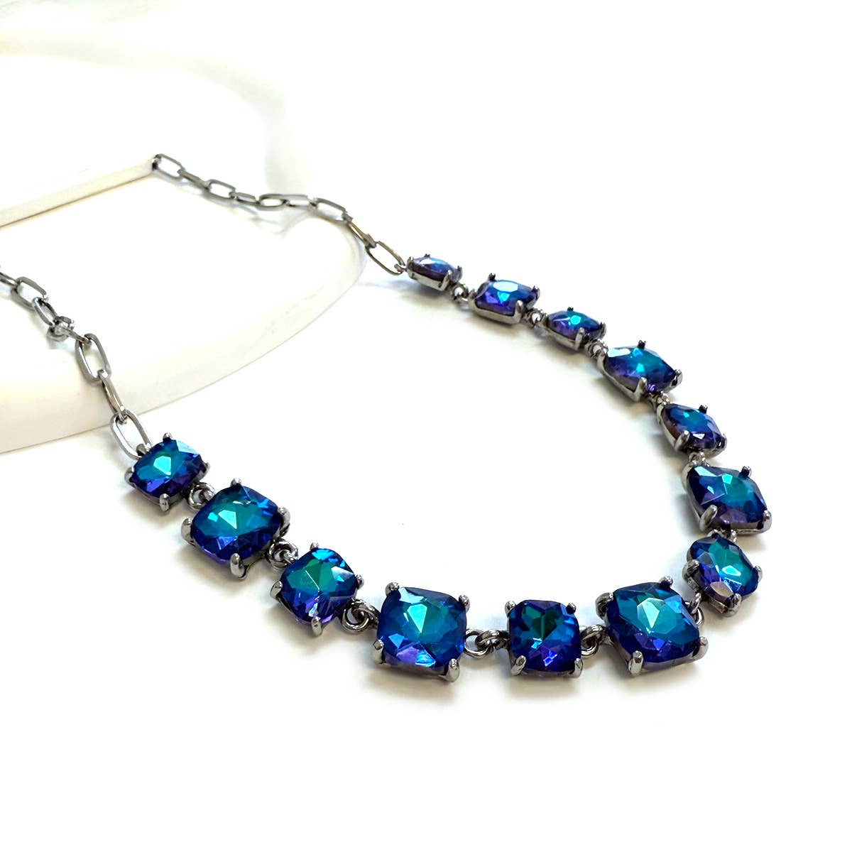 StarryNYC - Vente Collier maille et chaîne - Collier à chaîne à maillons en cristal carré en verre taillé en coussin29