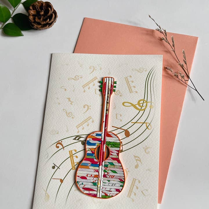 Loving Nature - Vendita all'ingrosso Biglietti di auguri generici - Biglietto per chitarra arrotolato realizzato a mano da Recycled2