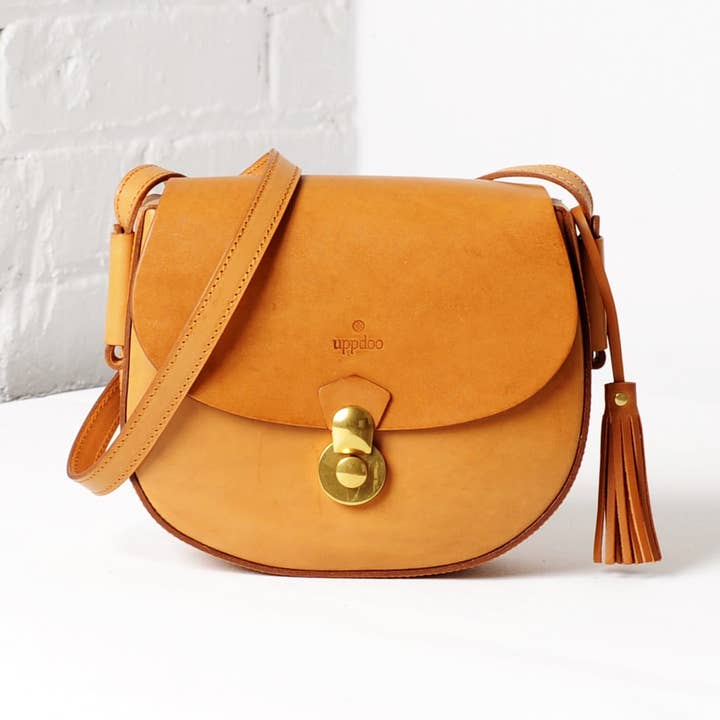 Vive 2.0 Saddle Crossbody Bag - Tan for wholesale by UPPDOO