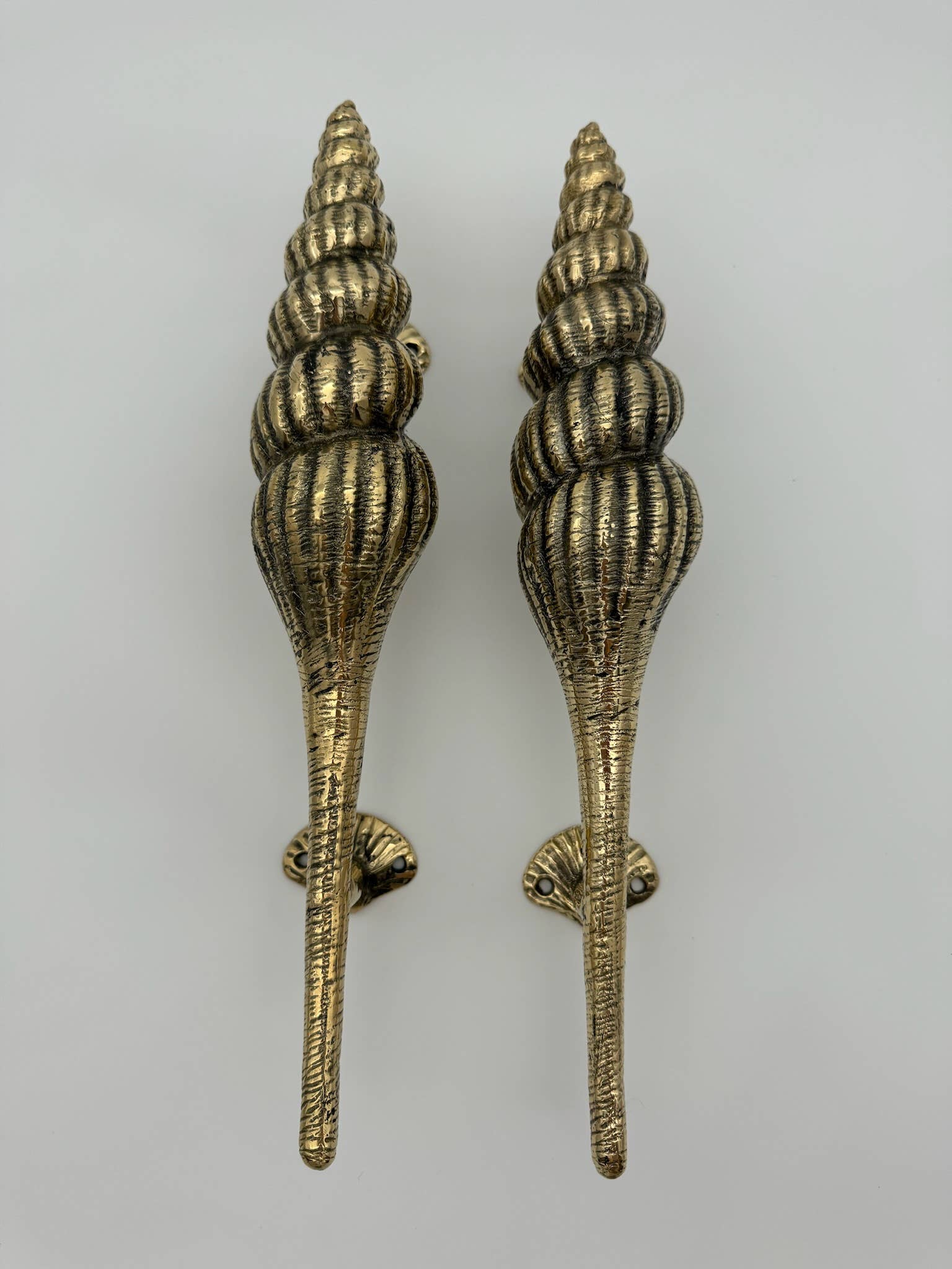 Bronze Betty - Wholesale Knob/pull - Spiral Shell Door Handle, 40cm, Bronze Handmade0