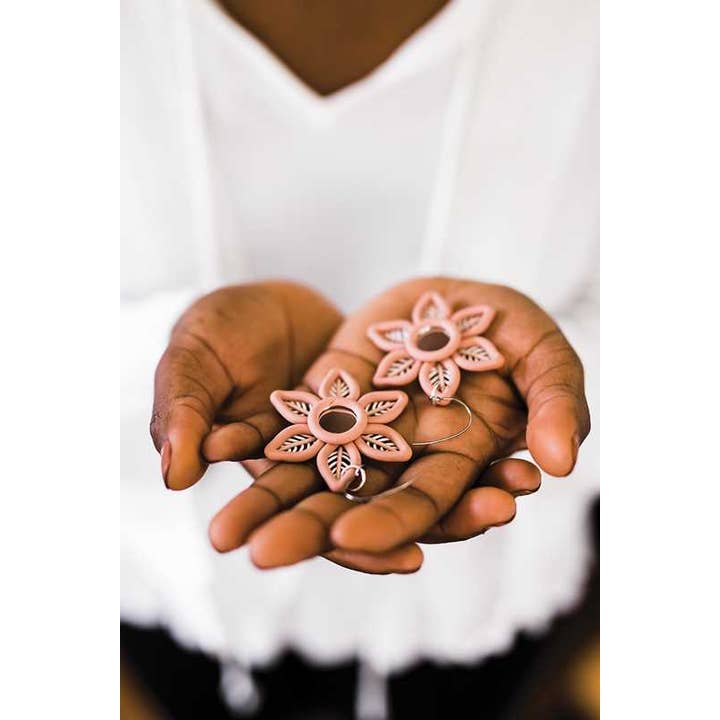 Simon & Schuster - Wholesale Crafts, Hobbies & DIY - Be a Polymer Clay Pro! by Lauren Tomlinson1