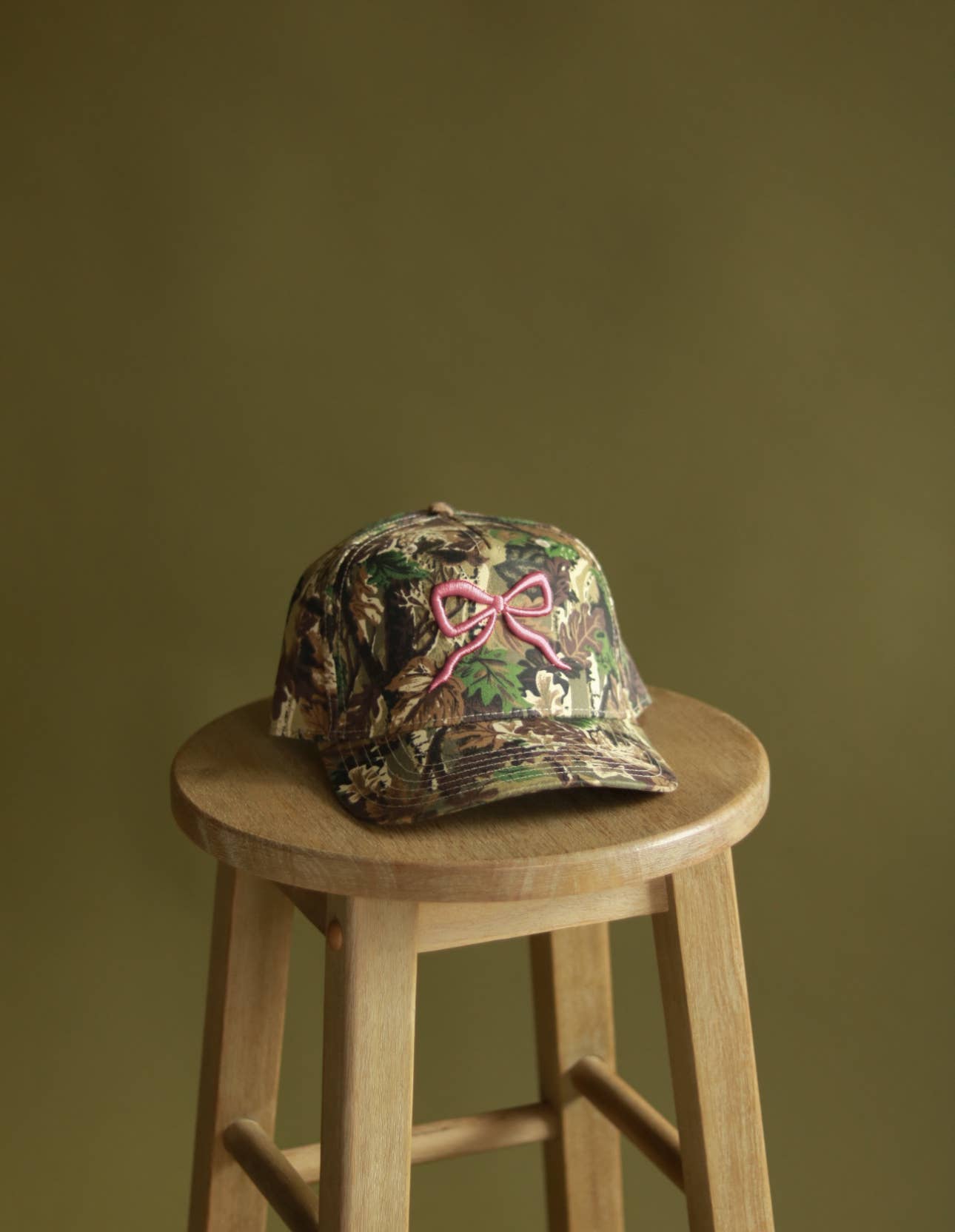 Electric label - Wholesale Baseball Cap - Women's - Camo Pink Bow Valentine’s Day hat