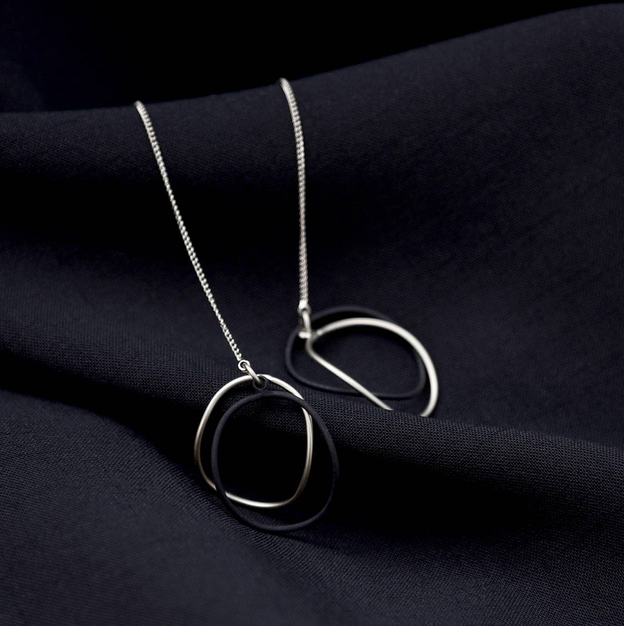 Pursuits - Wholesale Dangle Earrings - Ditto Ear Drapes1