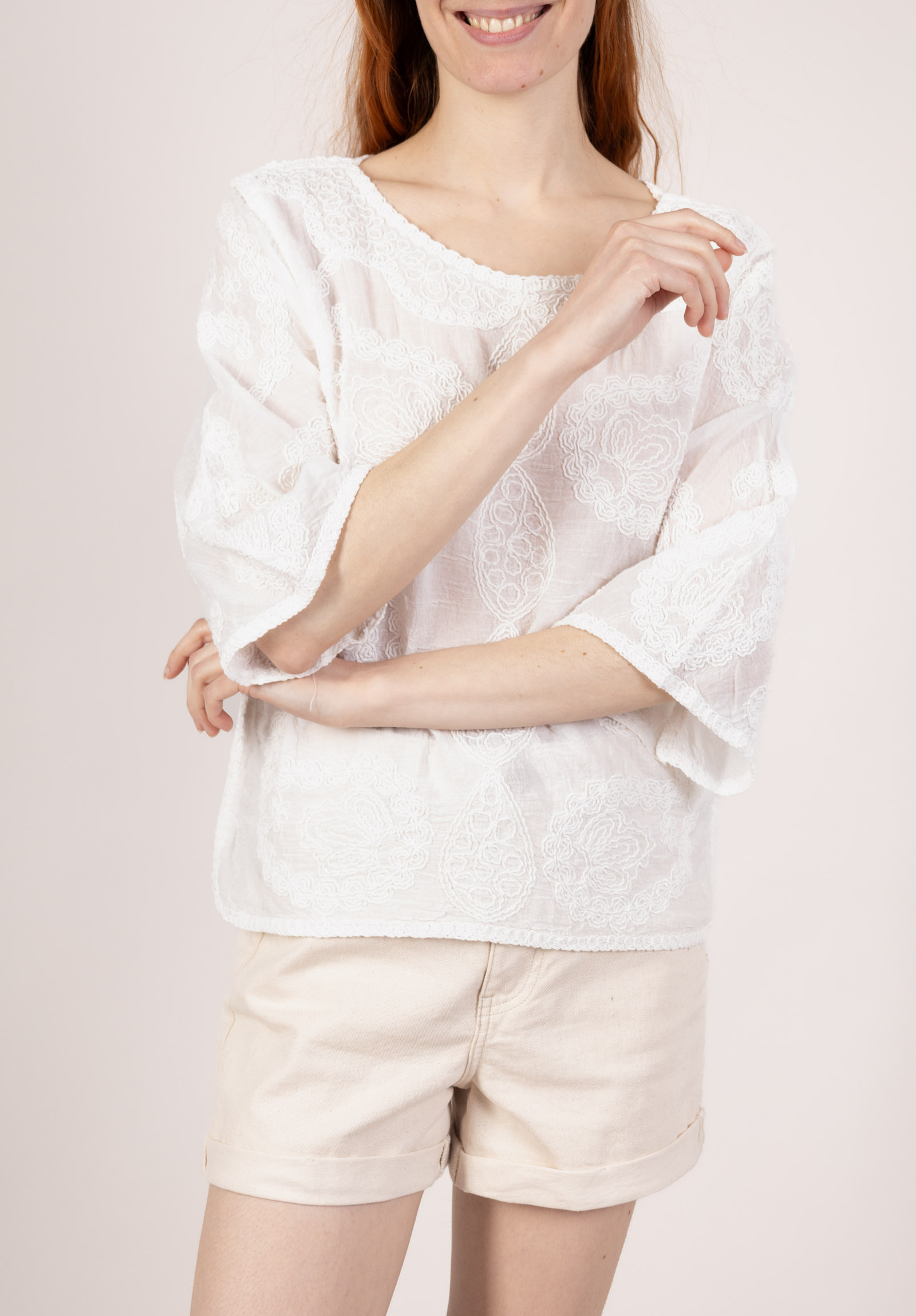 DIX-ONZE - Wholesale T-Shirt - Women's - Embroidered Top with 3/4 Sleeves – Ornamental Patterns4