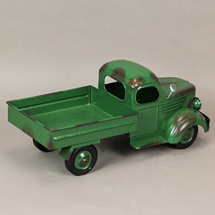 Zeckos - Wholesale Planter Box - Green Rustic Metal Decorative Vintage Pickup Truck Planter