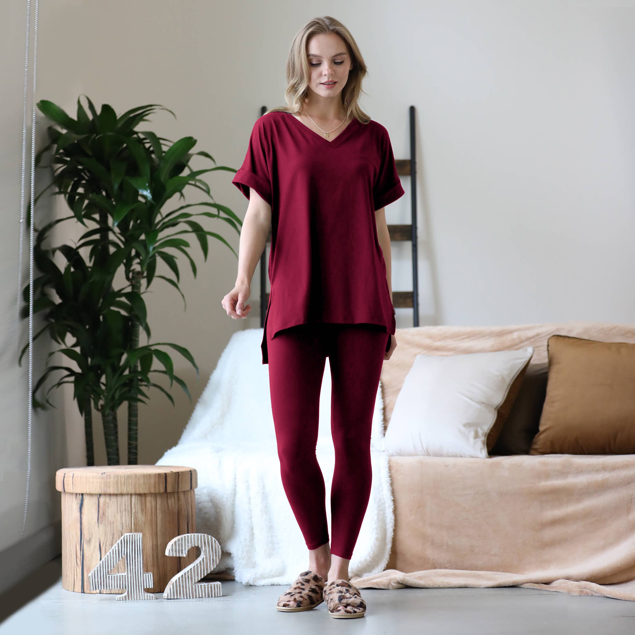 42POPS – wholesale Mjukisset – Dam – .Tunika & Leggings 2-delarsset4