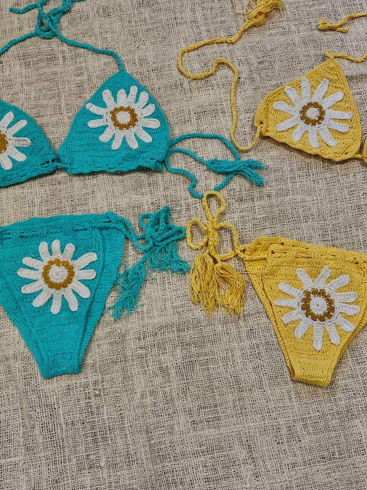 Crochet Daisy bikini for wholesale by Kaantique