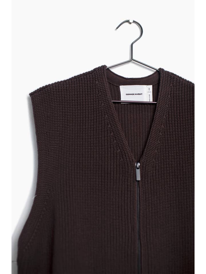 Common Market - Wholesale Outerwear Vest - Men's - The Henry Vest10