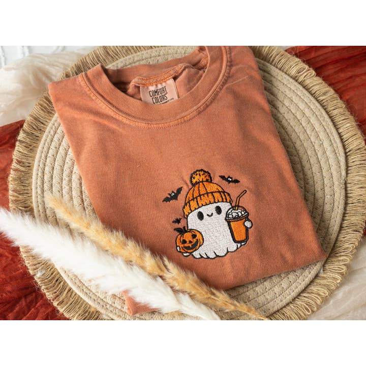 Nunu's Studio - Wholesale T-Shirt - Women's - Embroidered Coffee Lover Ghost Fall T-shirt for Women2