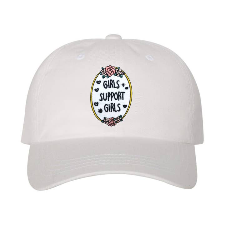 Chapeau "Les Filles Soutiennent les Filles" | Personnalisable | Cadeaux NYC pour la vente par Fusion Artsy