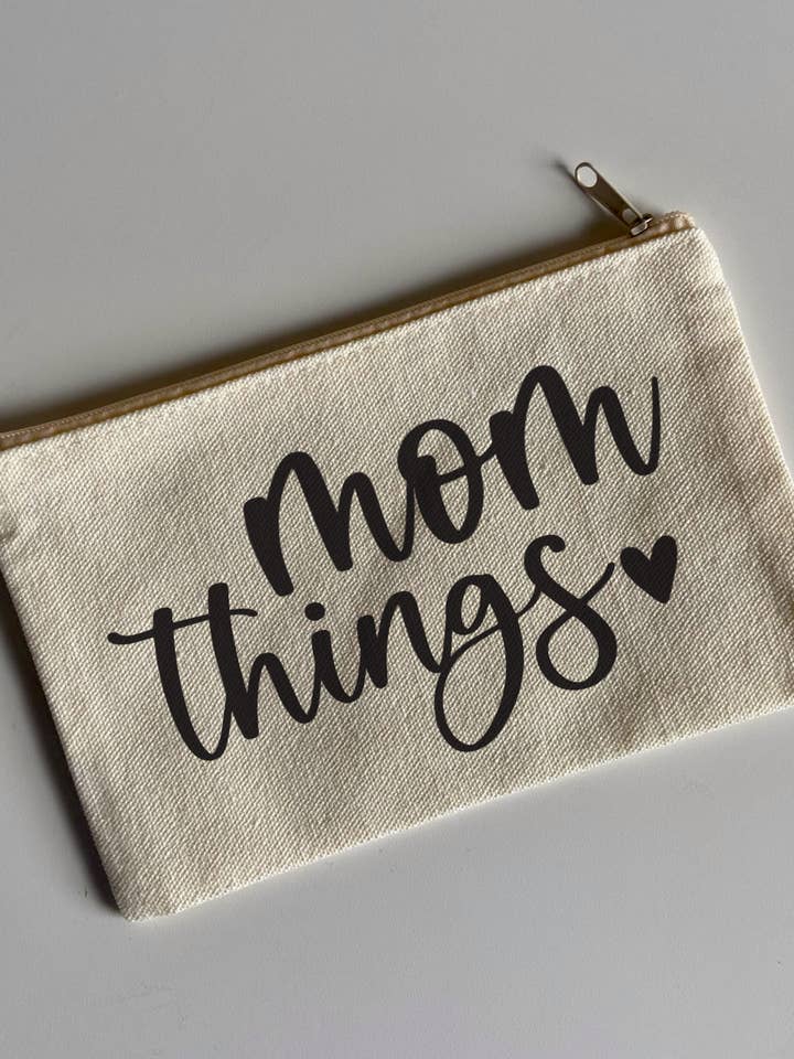 Sac à fermeture éclair en toile Mom pour la vente par Mel's Crafty Corner
