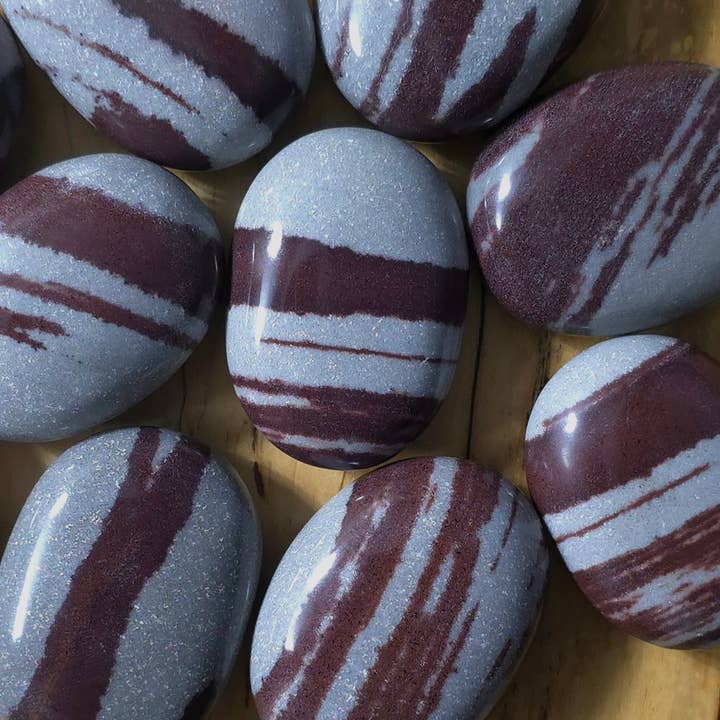 Narmada Stone Palm - 1-6 KG Lots for wholesale by Jensen Rocks