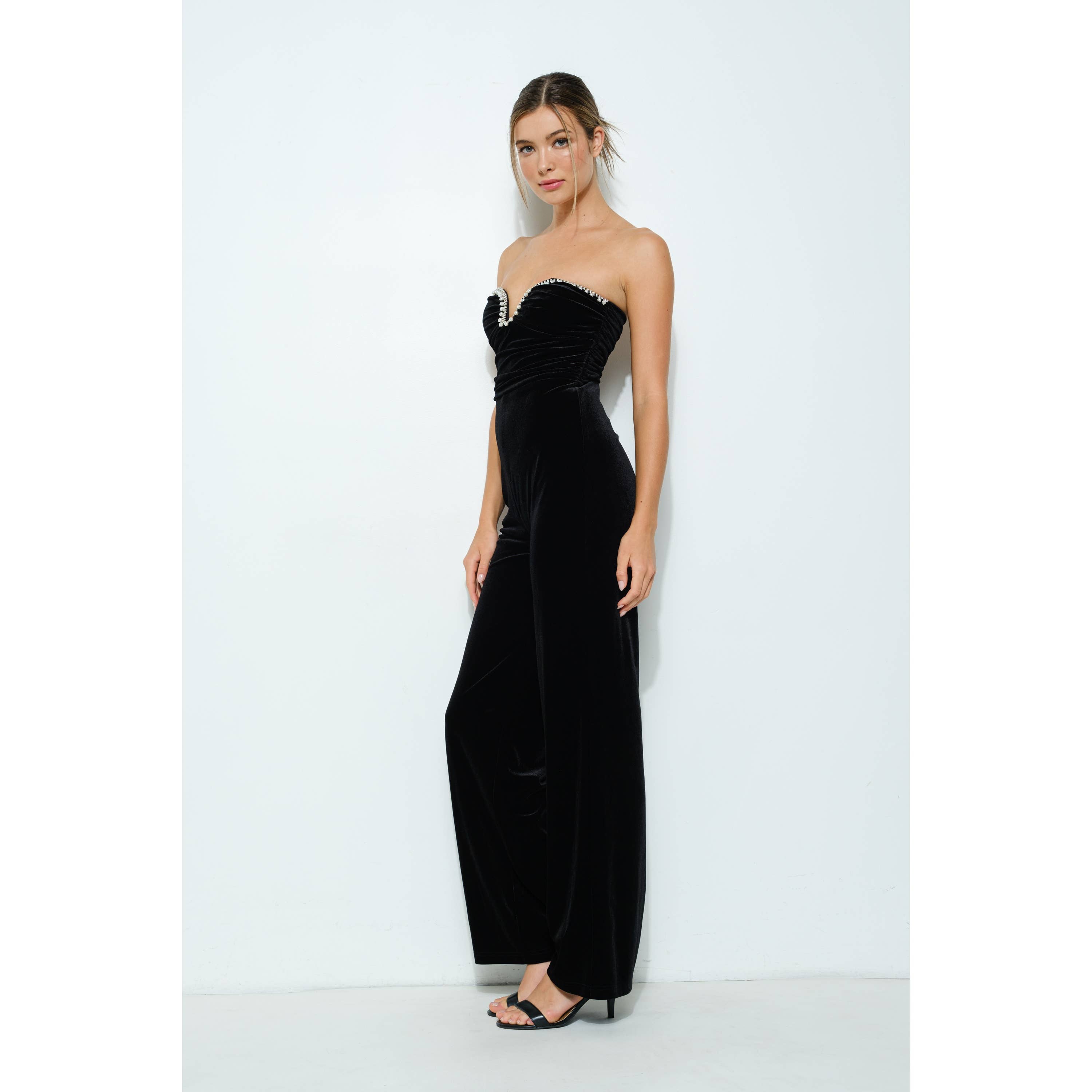 INA – wholesale Jumpsuit - Dam – Sweetheart Velvet Pearl Trim Axelbandslös Jumpsuit11