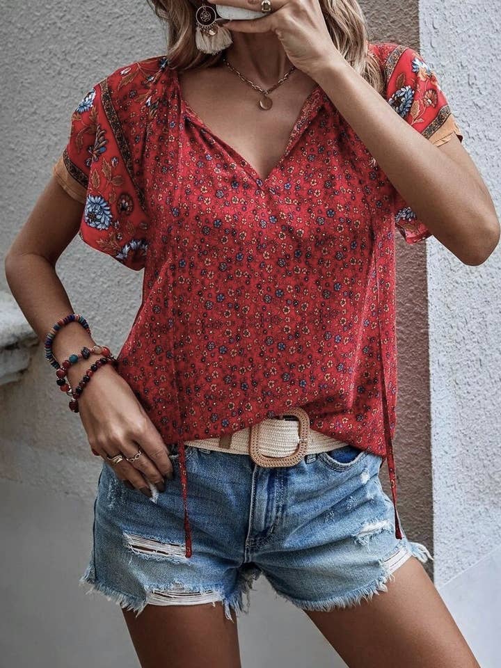 Rosa Clothing - Wholesale Blouse - Women's - Ethnic Print V-Neck Baggy Shirt