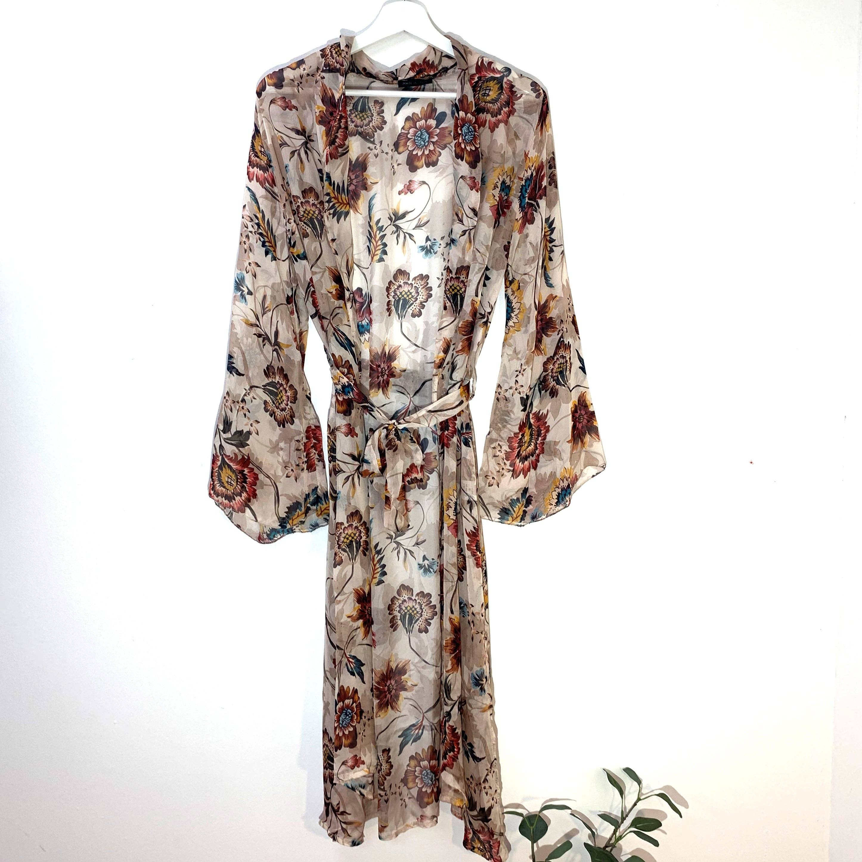 Tempest Designs - Wholesale Kimono - Women's - Floral pattern long silk kimono (S-M)0