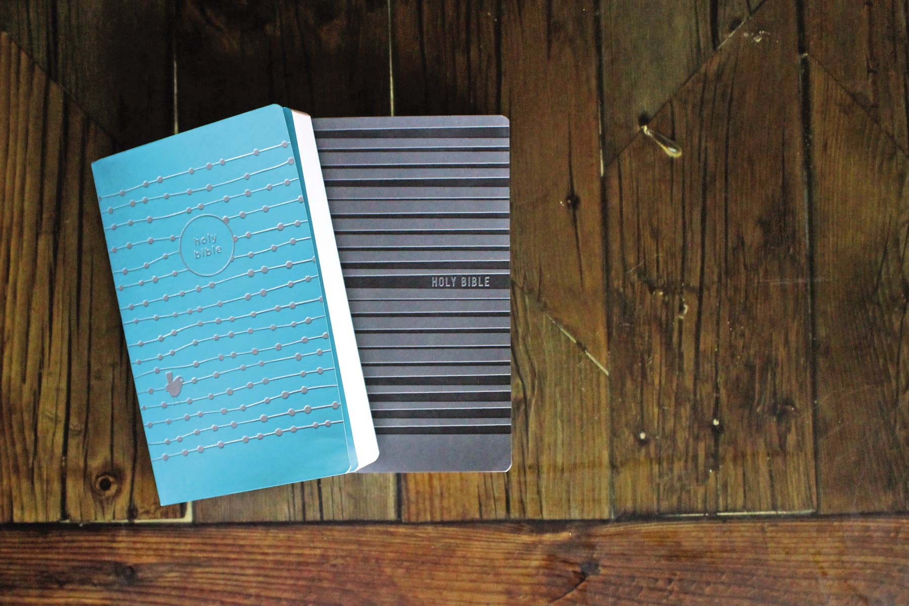 HarperCollins Christian Publishing - Wholesale Religion - NIV Bible for Girls Soft Touch Edition Leathersoft Teal 5