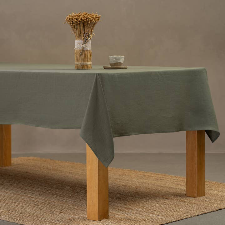 menique - Wholesale Tablecloth - European Linen Tablecloth - Natural Table Linens Stone Green