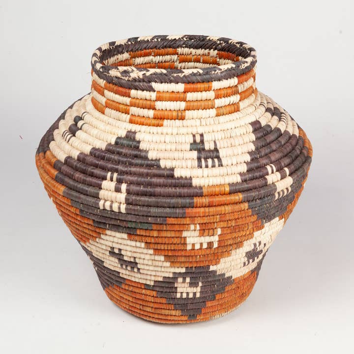 Intertrade s.a - Wholesale Storage Bin - "Medium Snake" palm basket1