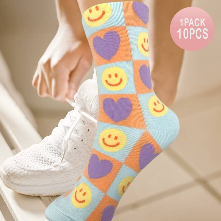 Sensibling Corp. - Wholesale Socks - Women's - 10Pairs - Smile Face Heart Pattern Printed Socks4
