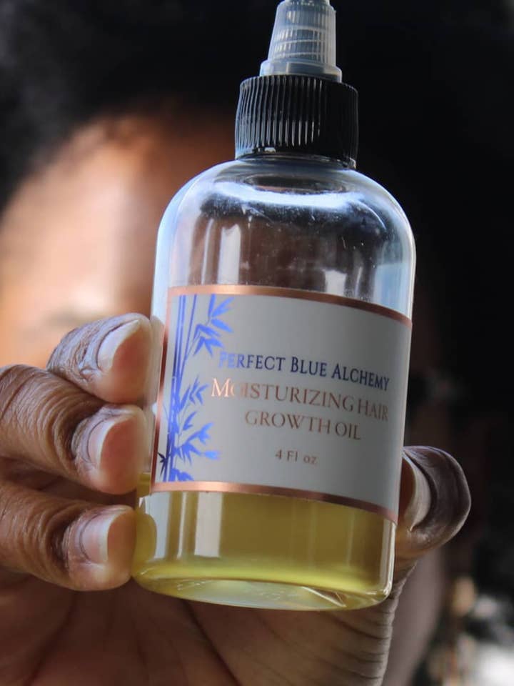 Huile hydratante pour la croissance des cheveux pour la vente par Perfect Blue Alchemy