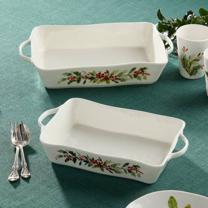 Holly and Vines Medium Rectangular Baker 14x8.75x2.75in for wholesale by Certified International