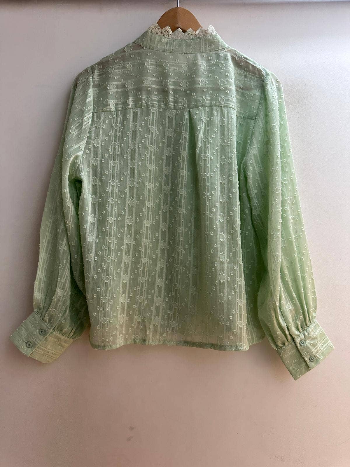 LORIANE - Wholesale Buttoned-down shirt – Women's - 16308 Plain shirt, bohemian, with shimmering threads5