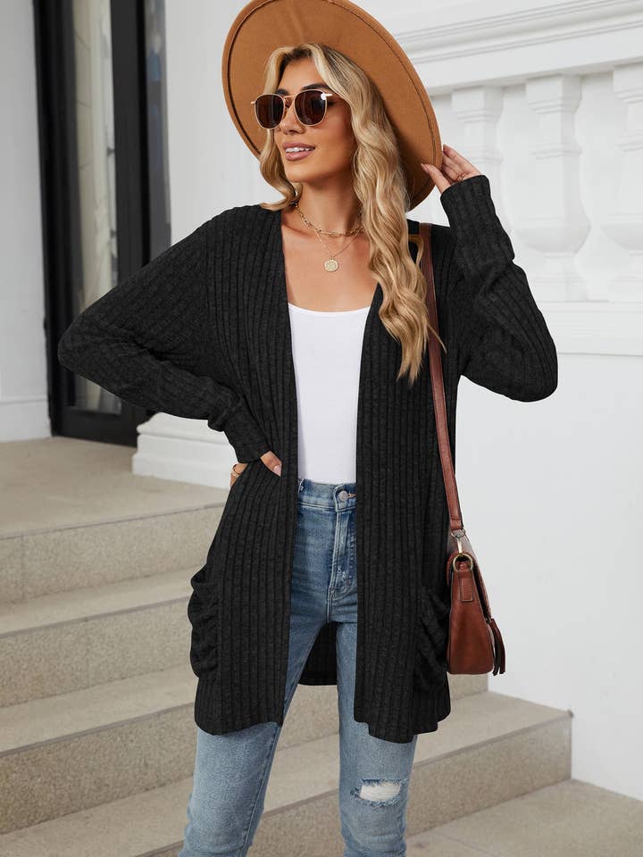 Suhkasana - Vendita all'ingrosso Cardigan - Donna - Top lavorato a maglia con cardigan a maniche lunghe e tasche semplici24