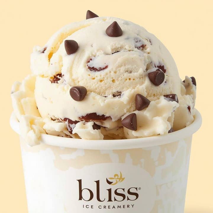 ✨ Crème glacée Ciel Vanille de Minuit pour la vente par Bliss Ice Creamery