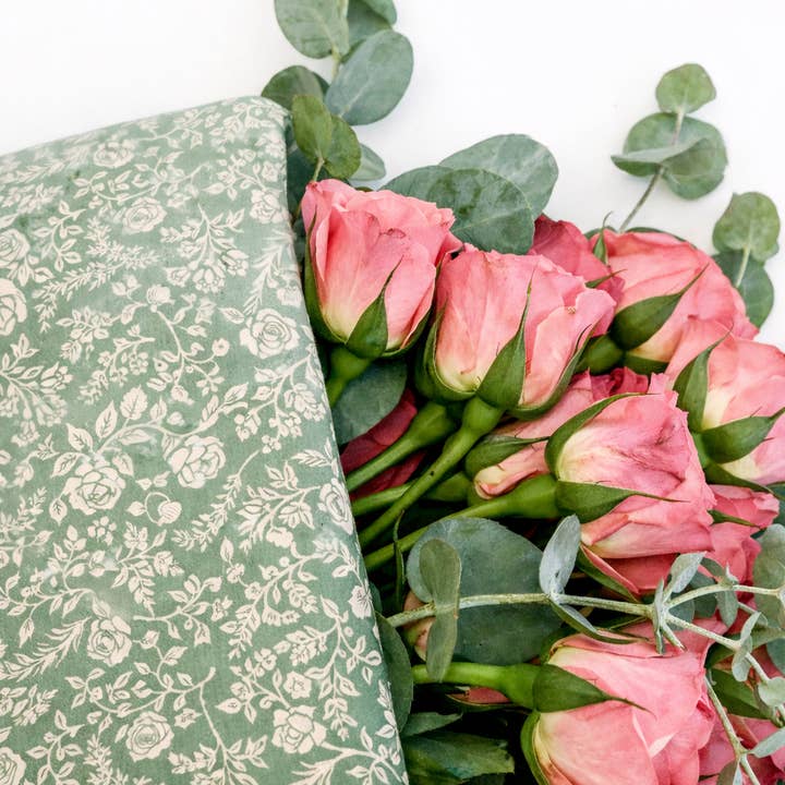 Ecowaterproof LIBEETY 70 cm x 50 m Bianco/Verde vintage per la vendita all'ingrosso da parte di CHIC&PAPER