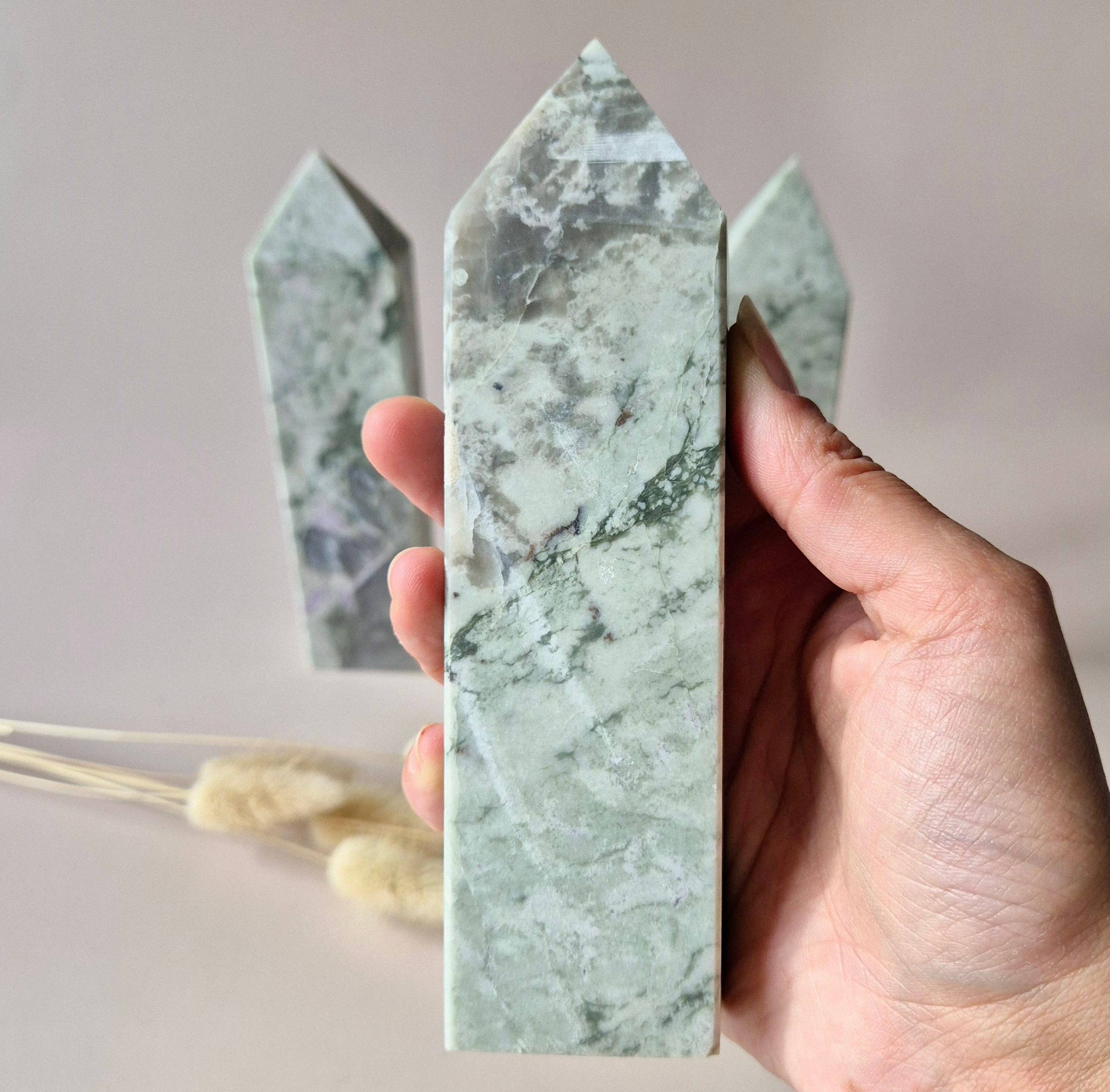 Moonlight Gemstones - Wholesale Spiritual Stone/Crystal - Hackmanite Gemstone Tower – clarity, energetic protection & spiritual stillness0