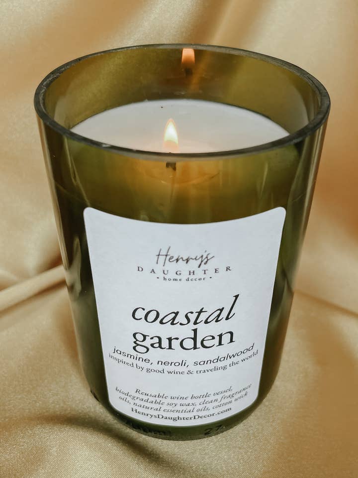 Coastal Garden vinflaske stearinlys (jasmin og neroli) for engroshandel hos Henry’s Daughter Home Decor
