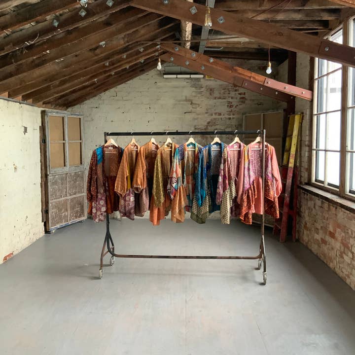 Kaohinani – wholesale Buttoned-down shirt – Women's – Sari Smock Shirt7