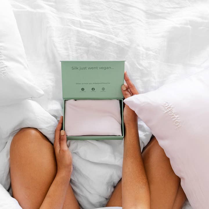 Touché – Großhandel Kopfkissenbezug – Eucalyptus Vegan Silk™ -Kissenbezug - Pink3