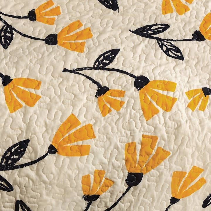 DaDalogy Bedding - Wholesale Bedding Set - DaDa Bedding Yellow Fleur Floral Golden Orange Ivory Cream Scalloped Bedspread Set (18112)5