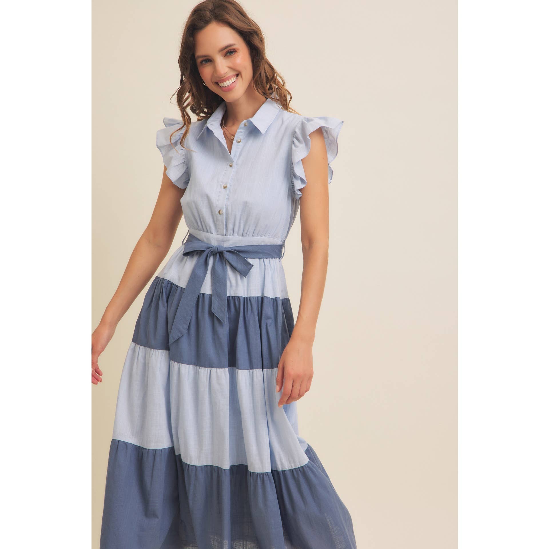 in february - Vente Robe – femme - ROBE MIDI EN COTON À BLOCS DE COULEUR AVEC VOLANTS ET CEINTURE À LA TAILLE18