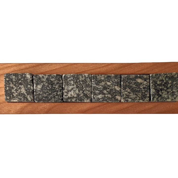 Lithologie - Wholesale Drink Chilling Cubes - Premium Whisky Stones - Gabbro (6)