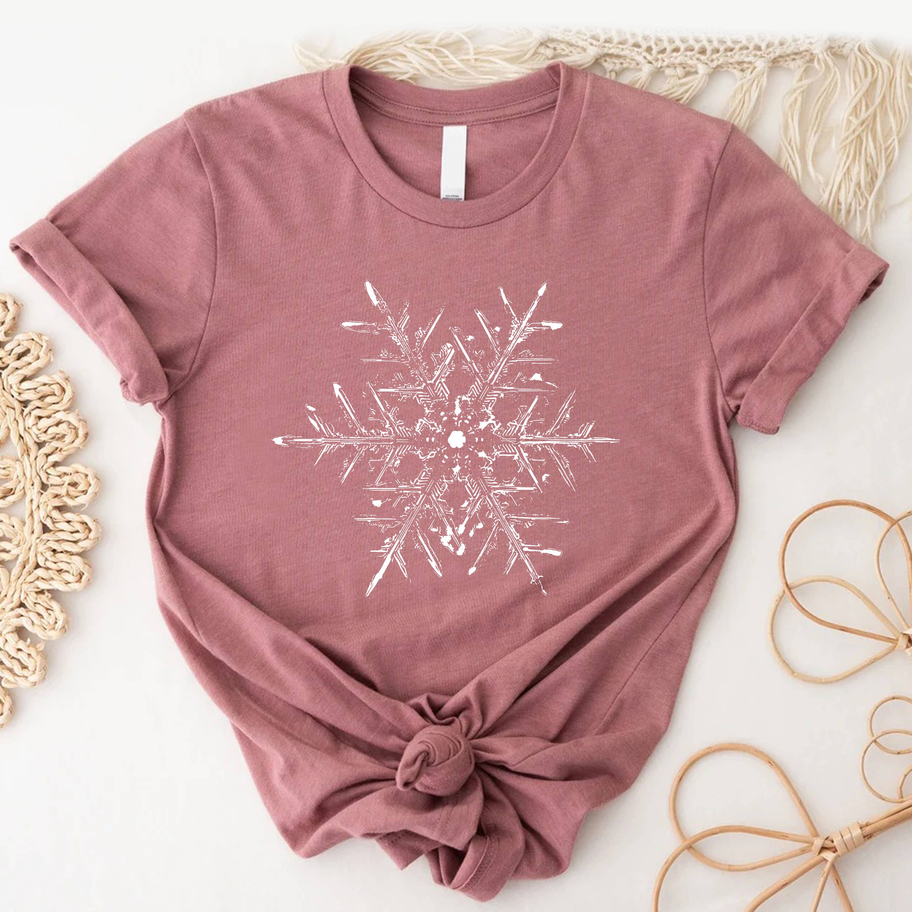 STARCHIS - Wholesale Screen Printed T-Shirt - Women's - SNOWFLAKE PRINT GRAPHIC T-SHIRT3