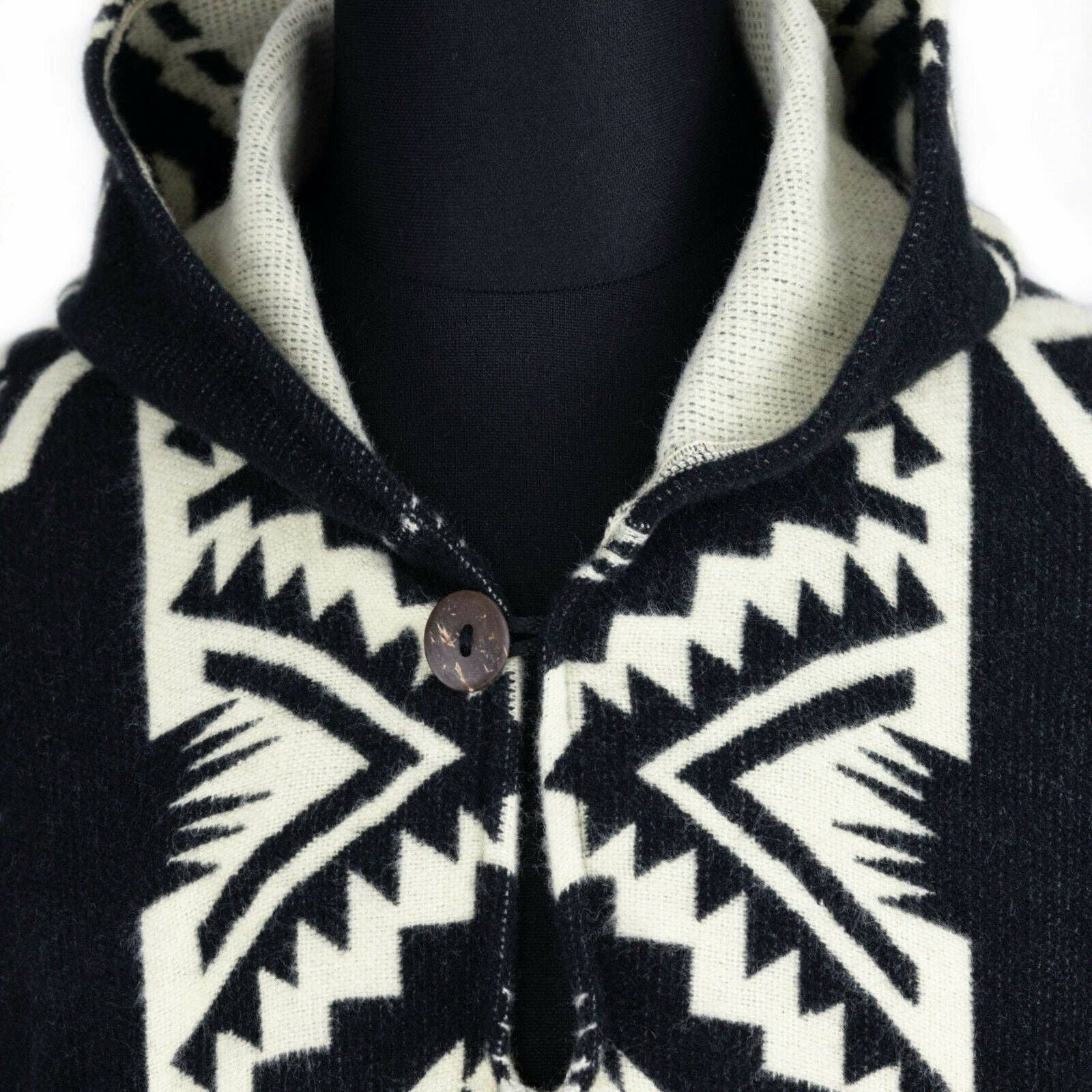 ECUALAMA - Wholesale Poncho - Unisex - Lupu - Baby Alpaca wool Unisex Hooded Poncho Pullover M-XXL - Wolf pattern7