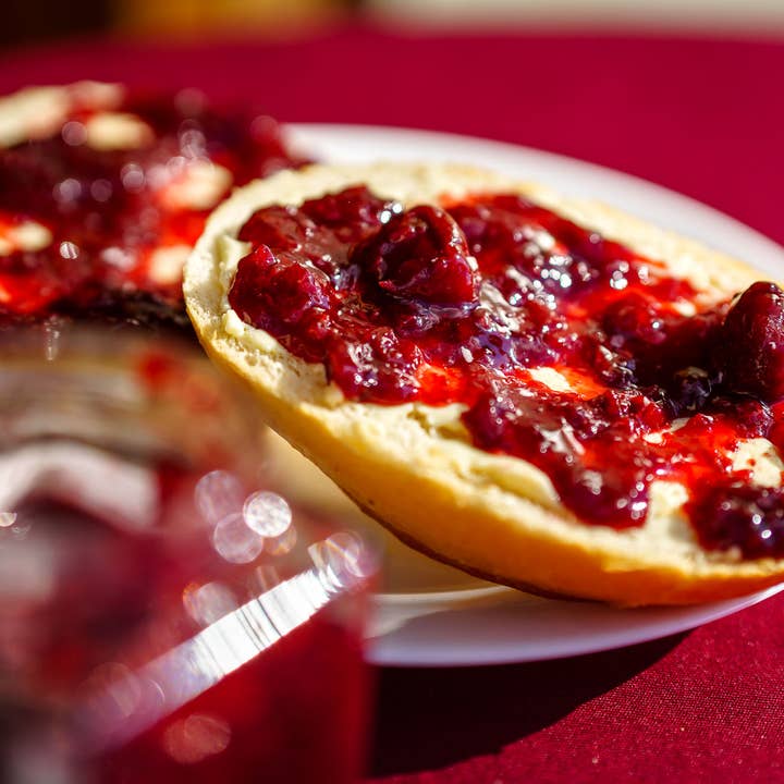 Delikatessen Kontor Nord - Wholesale Jam/Jelly - Grandma's Homemade Blackcurrant Fruit Spread