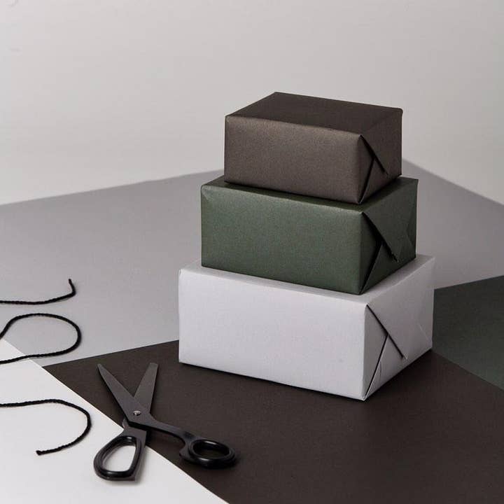 Kinshipped - Wholesale Flat Wrap - CLEVER GIFT WRAP - GREEN