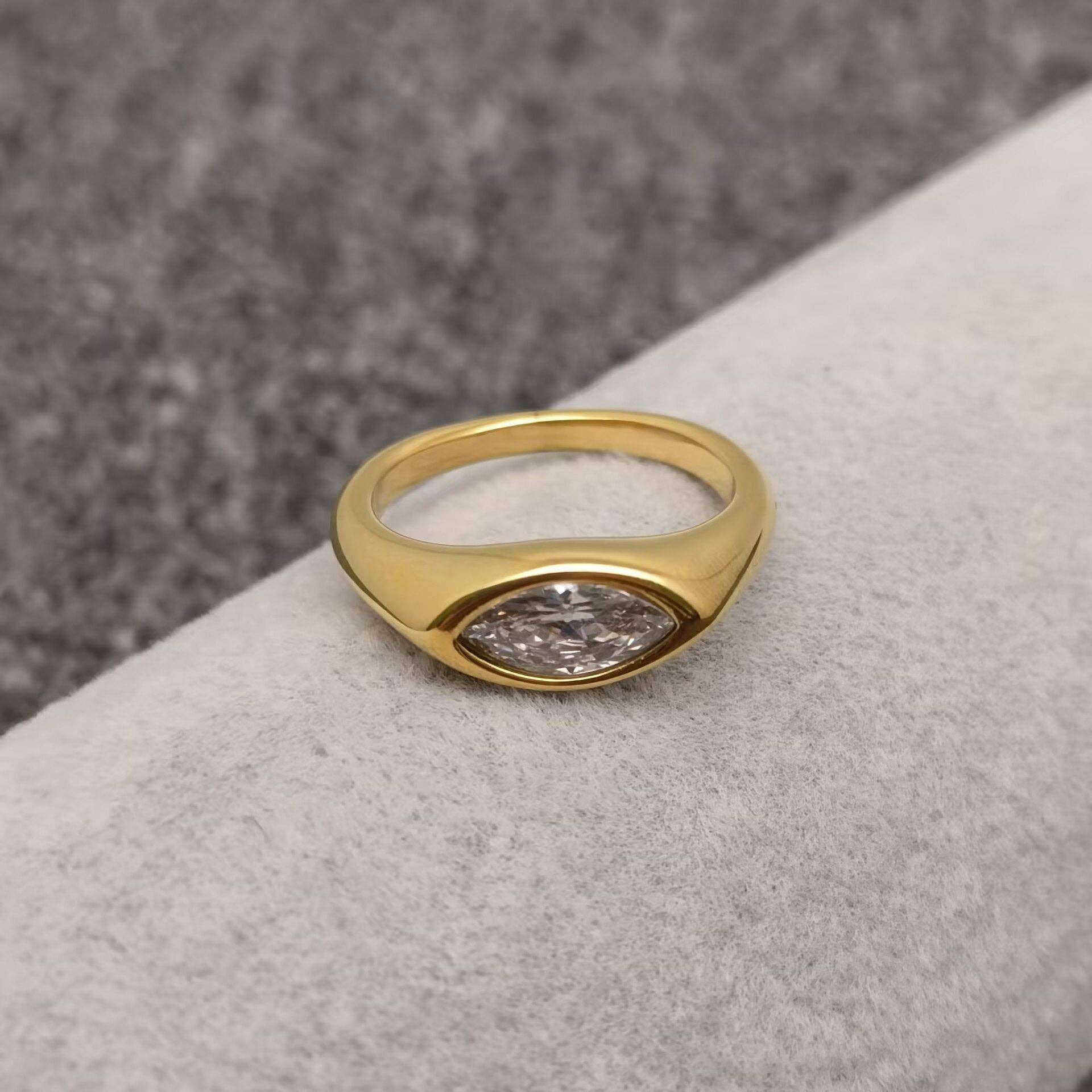 Mio Queena – wholesale Single stone/solitaire ring – FGS - Horse Eye Zircon 18K Gold Plated Stainless Steel Ring9