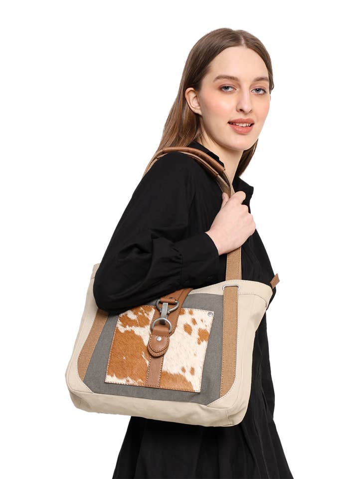 Cowhide Nora Damen Schultertasche, Originalleder für den Großhandel von Mona B.