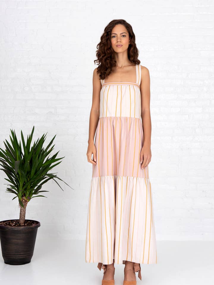 Robe Iris pour la vente par LEYT