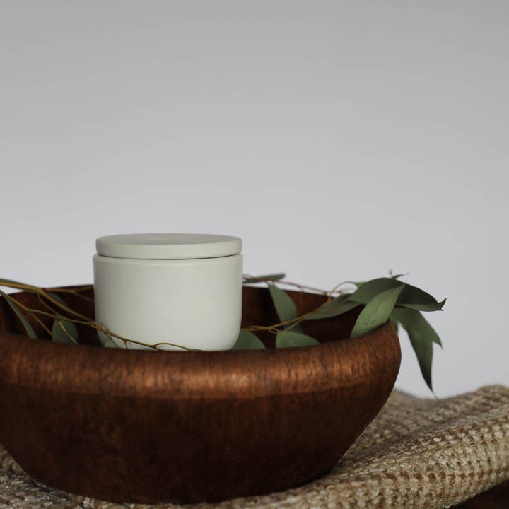 Day Moon Co. - Wholesale Jar/Filled Candle - Sandalwood + Suede Hand Poured Concrete Candle Cotton + Wood