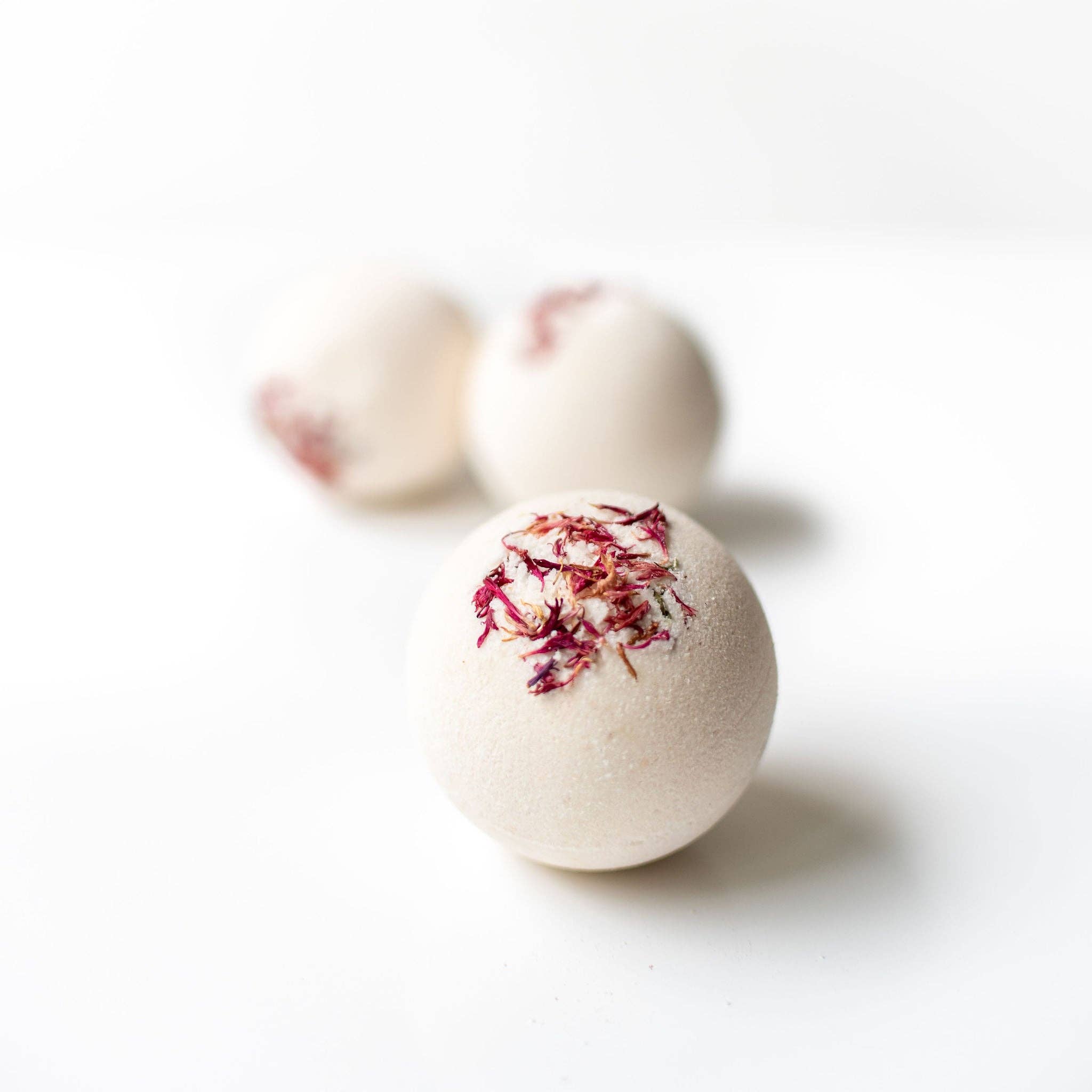 The Willow Tree Co - Wholesale Bath Bomb/Fizz - A Thousand Kisses — Cocoa Butter + Milk Bath Bomb1
