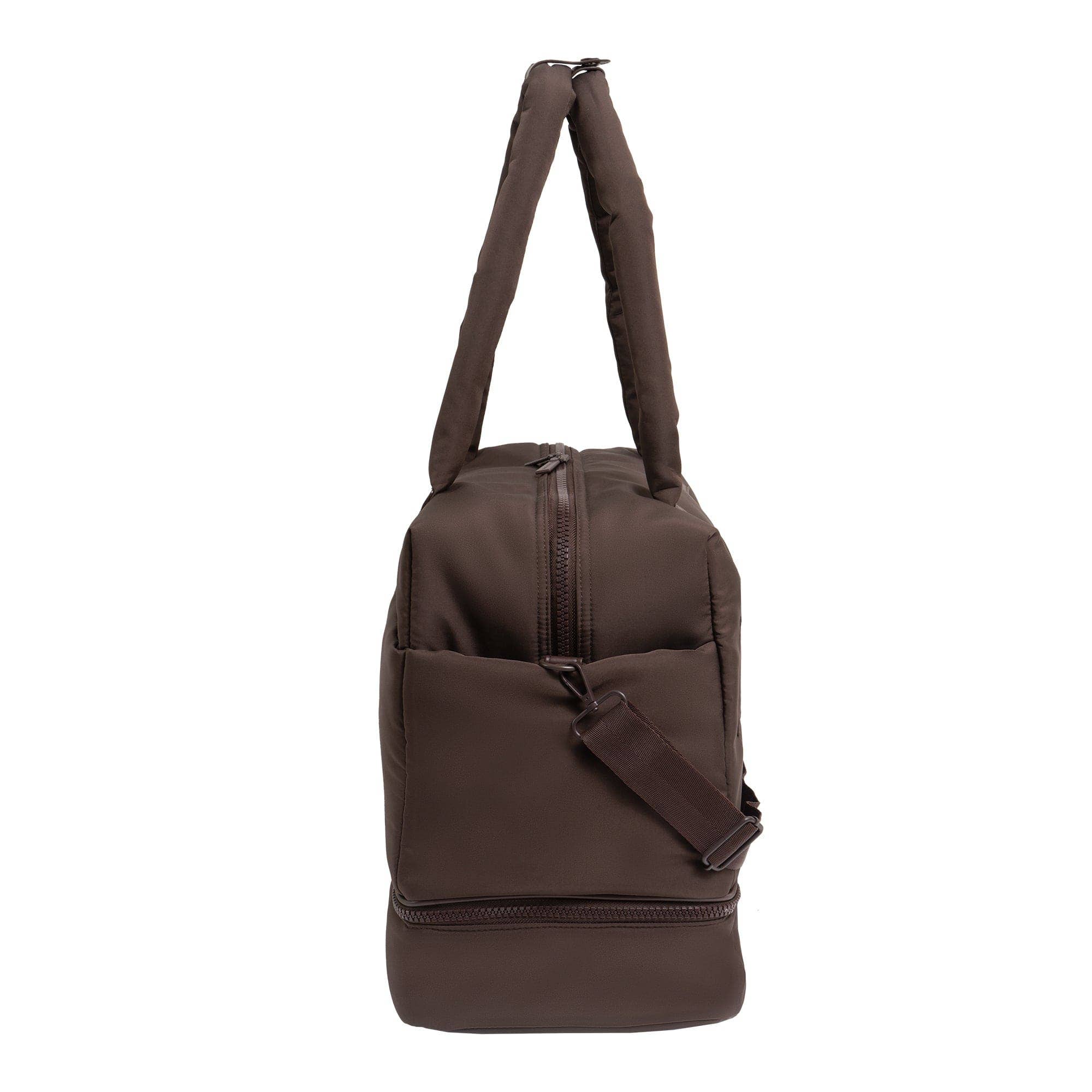 Magid - Wholesale Weekender Bag - Women's - Joan & David 18 Inch High Density Sport Nylon Drop Bottom Duffel Bag48